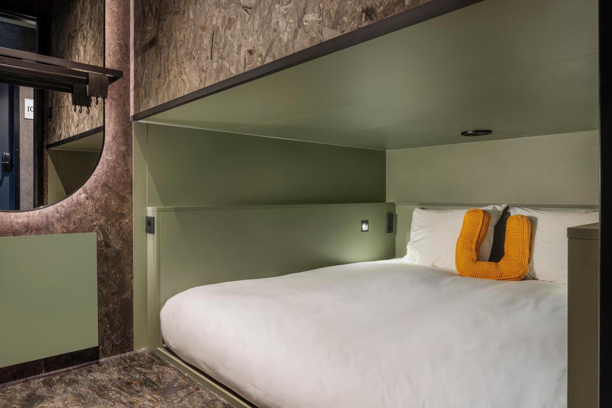 Pods By The Usual Rotterdam Hostel Екстериор снимка