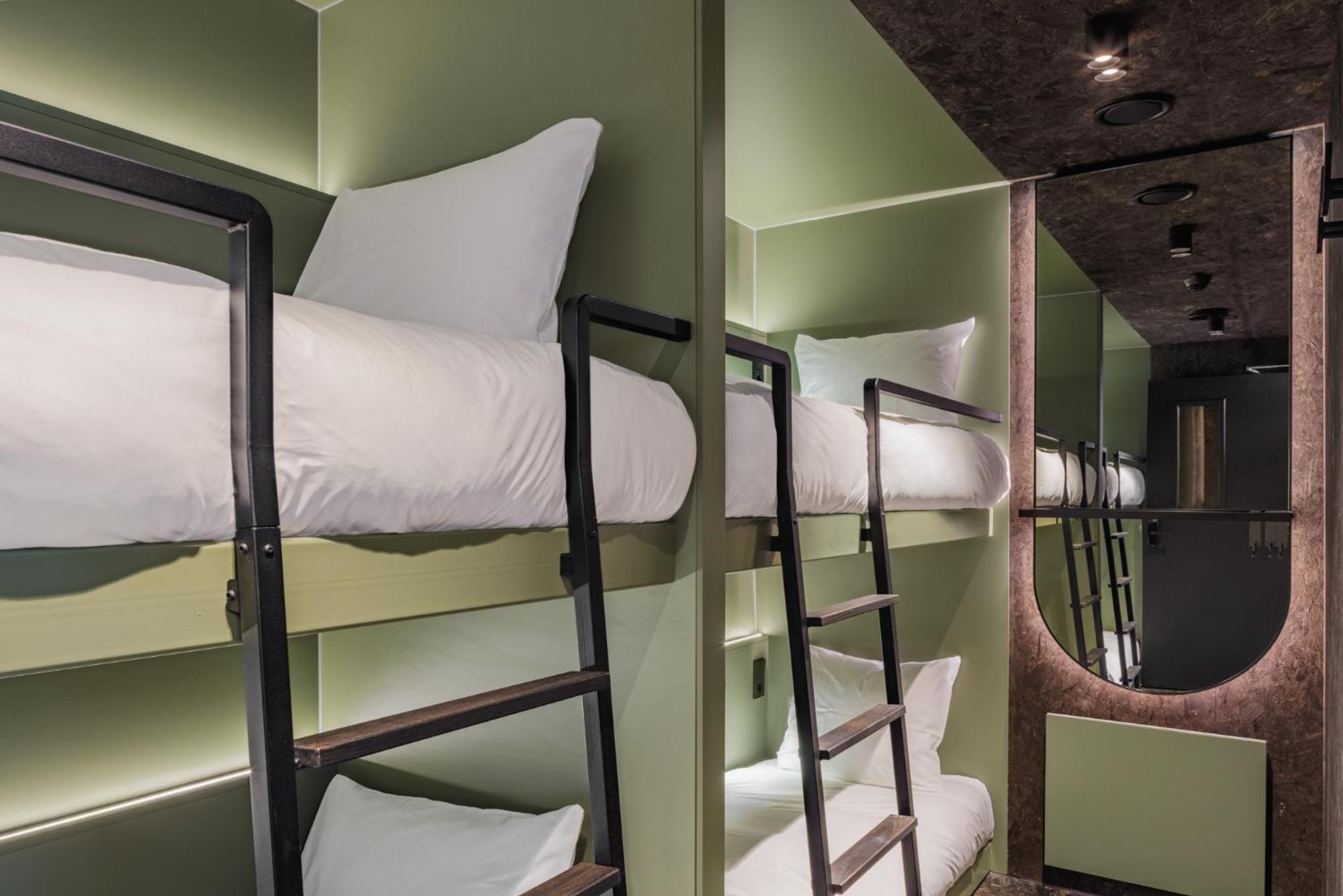 Pods By The Usual Rotterdam Hostel Екстериор снимка
